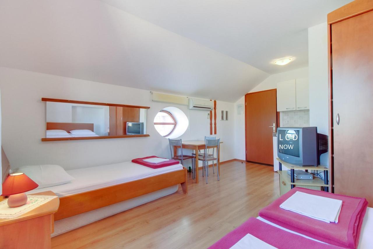 Apartments Rosa Mali Lošinj Exteriér fotografie