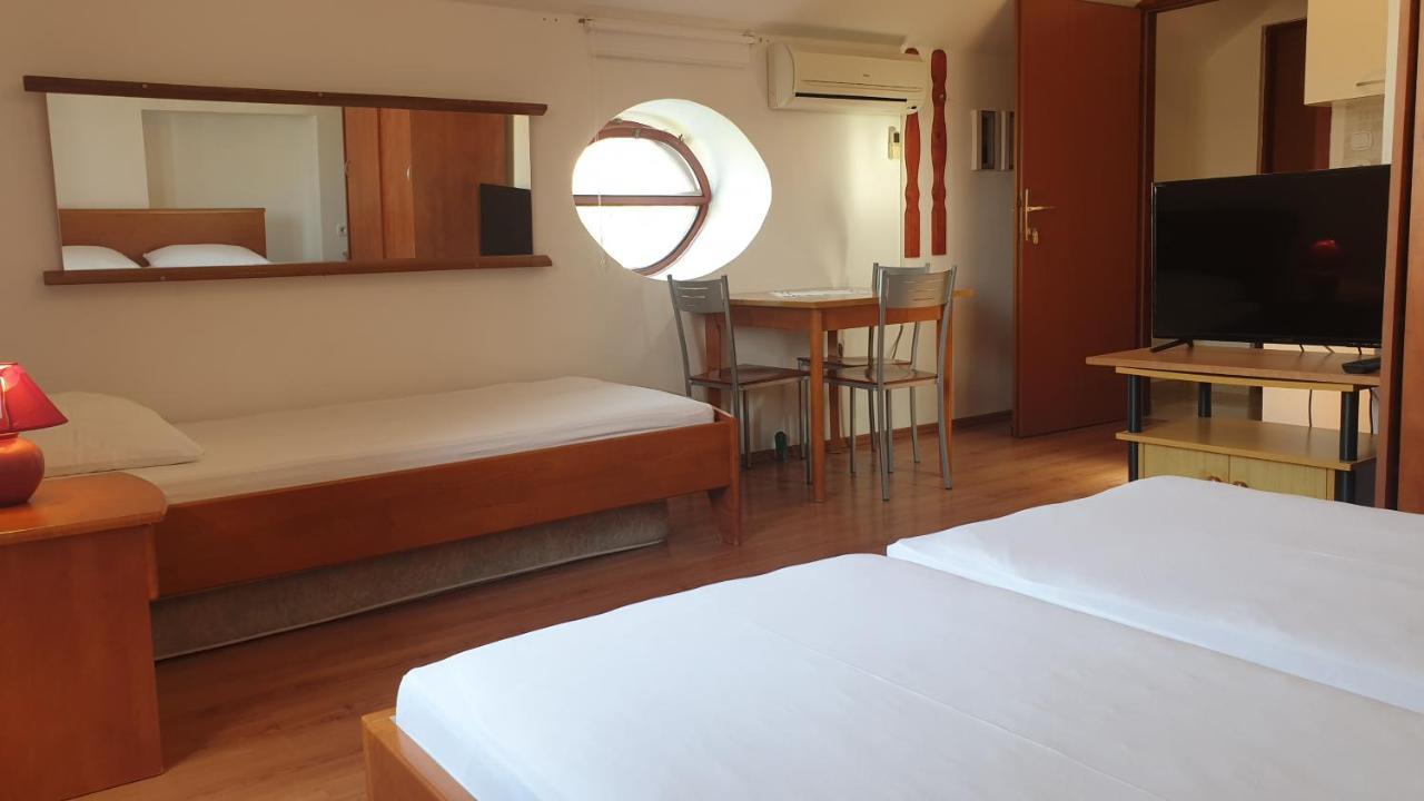 Apartments Rosa Mali Lošinj Exteriér fotografie